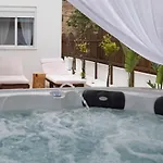 Alta Vista 2 Luxury House *