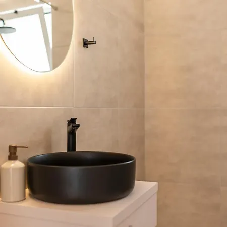 Alta Vista 2 Luxury House ヴィラ