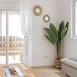 Alta Vista 2 Luxury House ヴィラ